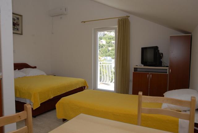Apartments Dosljak Tivat Ngoại thất bức ảnh