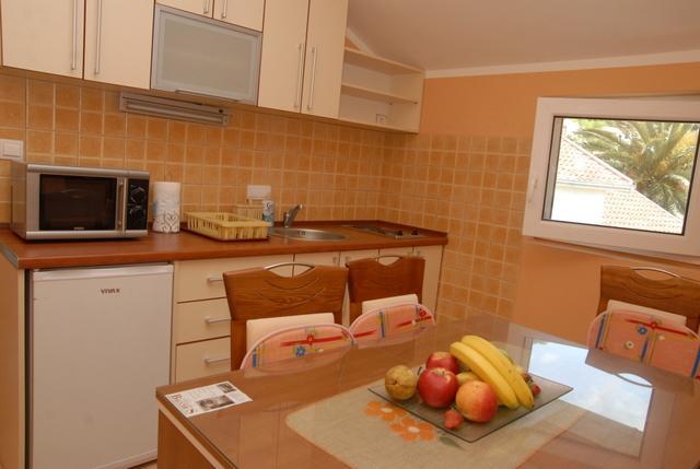 Apartments Dosljak Tivat Ngoại thất bức ảnh