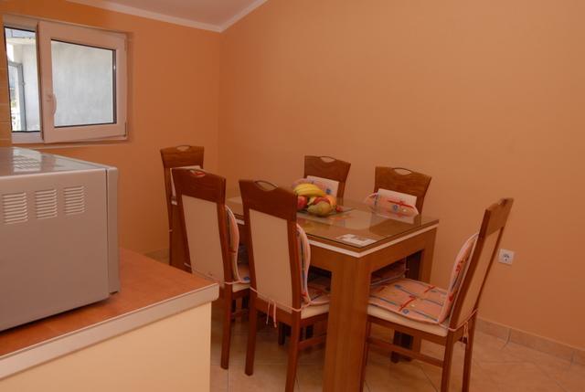 Apartments Dosljak Tivat Ngoại thất bức ảnh